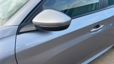 Peugeot 208 1.2 PureTech 100 Active Premium 5dr Petrol Hatchback